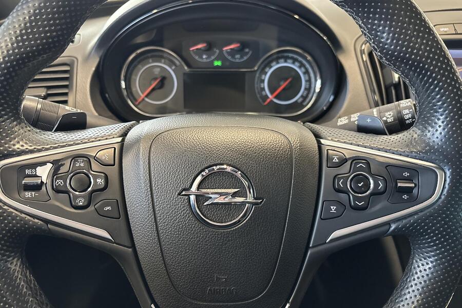 Opel Insignia vaihtoauto