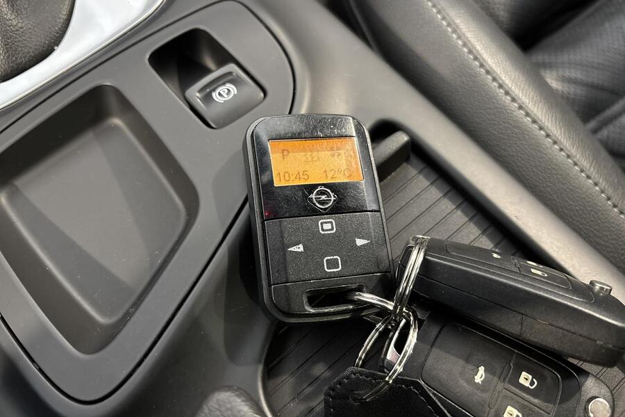 Opel Insignia vaihtoauto