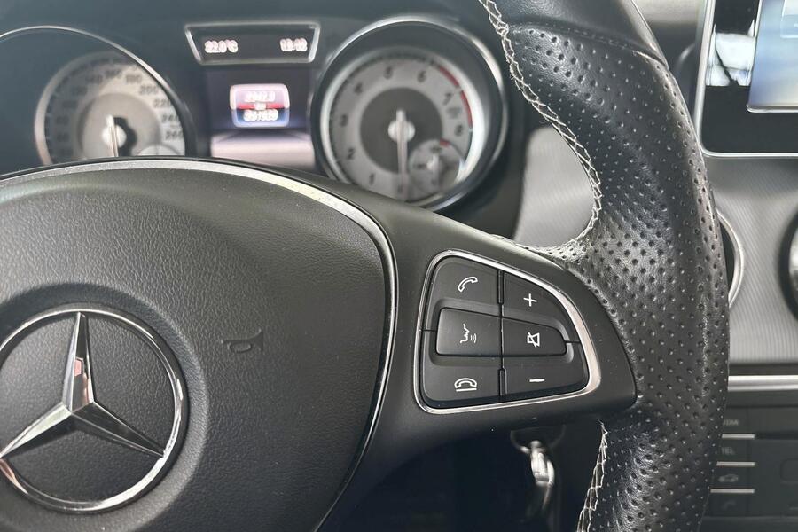 Mercedes-Benz CLA-sarja vaihtoauto