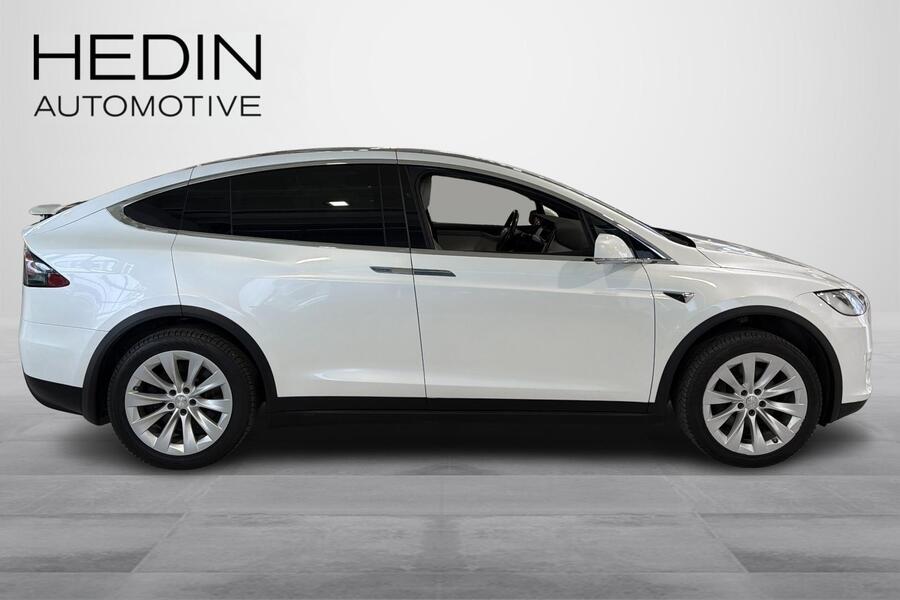 Tesla Model X vaihtoauto