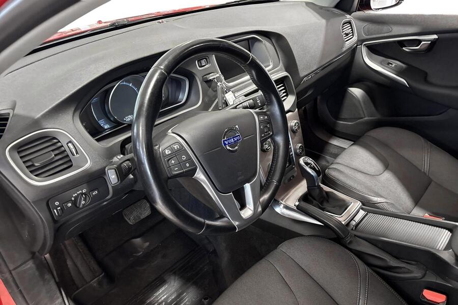 Volvo V40 Cross Country vaihtoauto