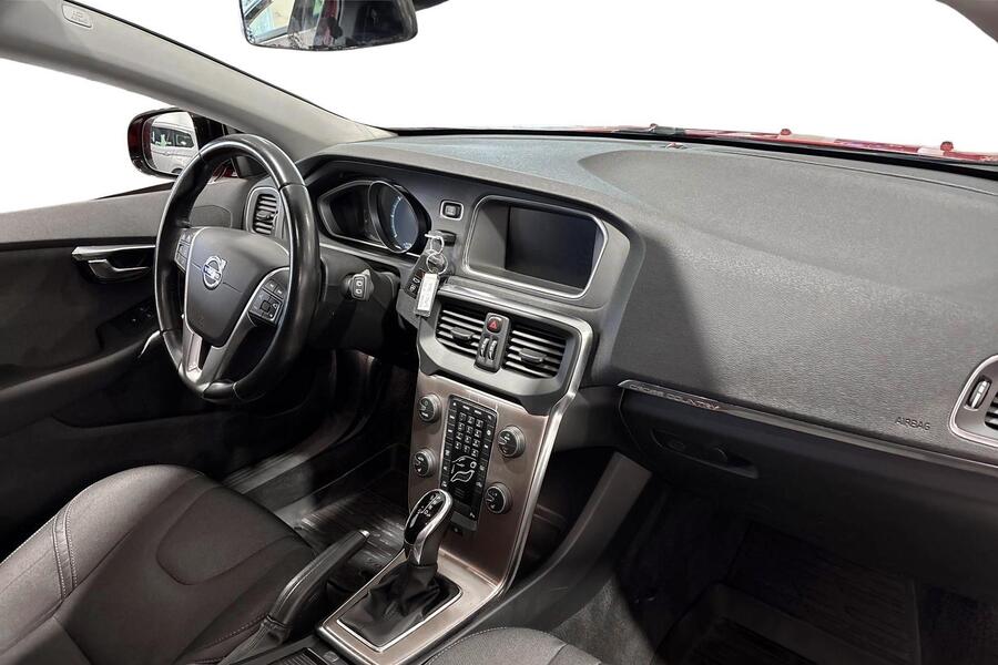 Volvo V40 Cross Country vaihtoauto