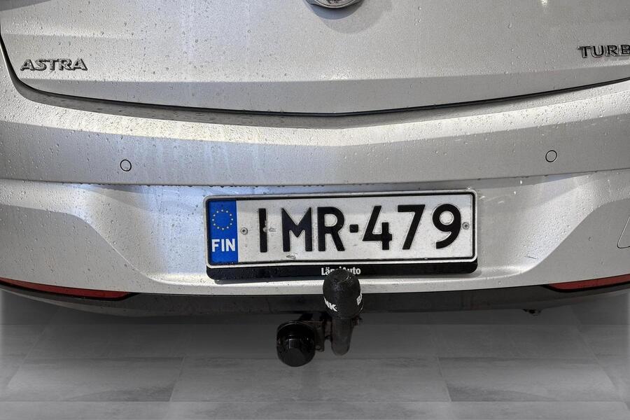 Opel Astra vaihtoauto