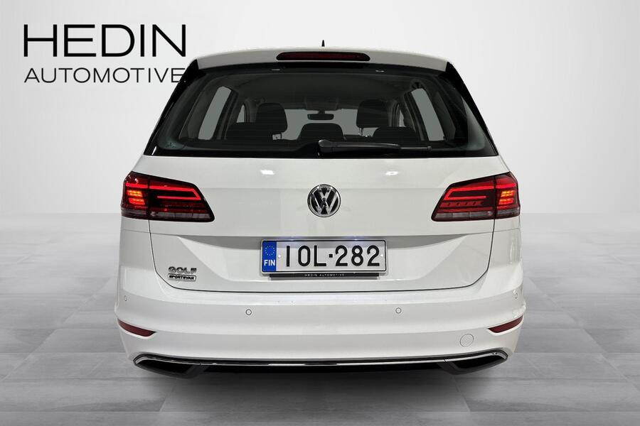 Volkswagen Golf Sportsvan vaihtoauto