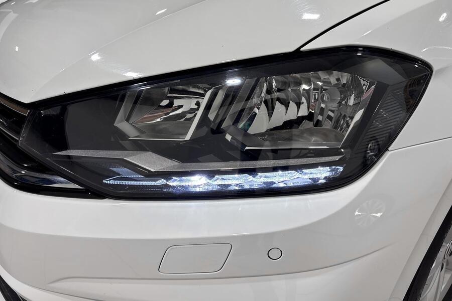 Volkswagen Golf Sportsvan vaihtoauto