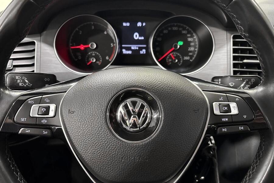 Volkswagen Golf Sportsvan vaihtoauto