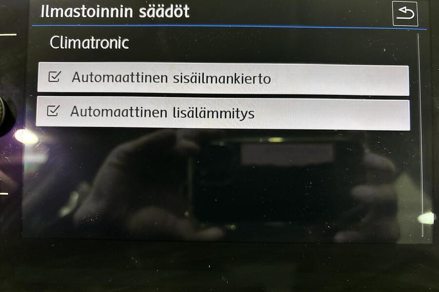 Volkswagen Golf Sportsvan vaihtoauto