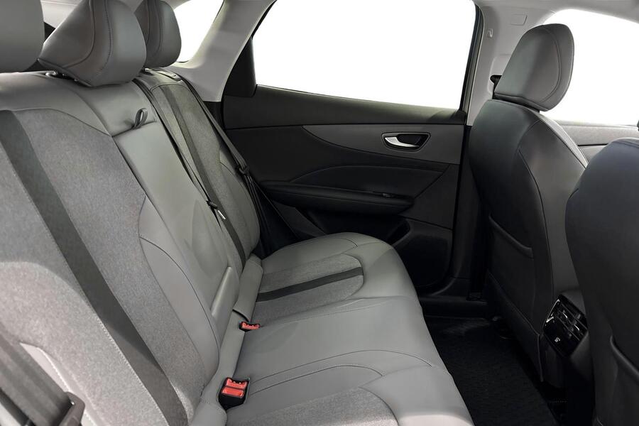 MG MGS5 EV vaihtoauto