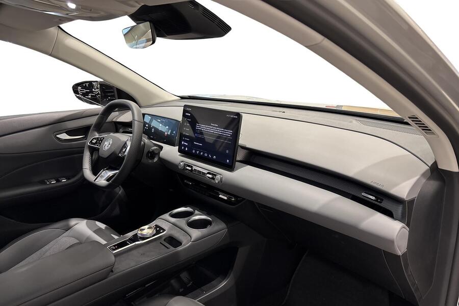 MG MGS5 EV vaihtoauto