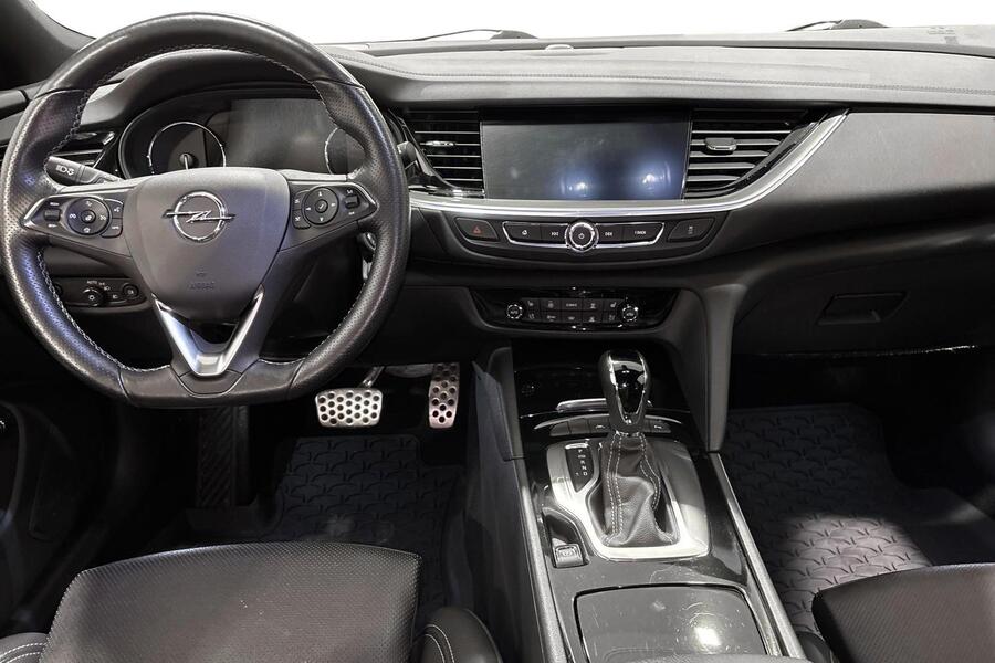 Opel Insignia vaihtoauto