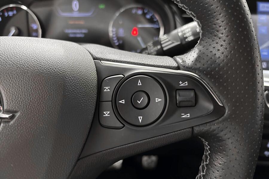 Opel Insignia vaihtoauto