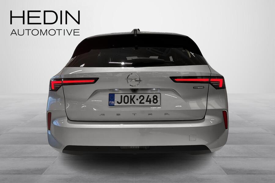 Opel Astra vaihtoauto