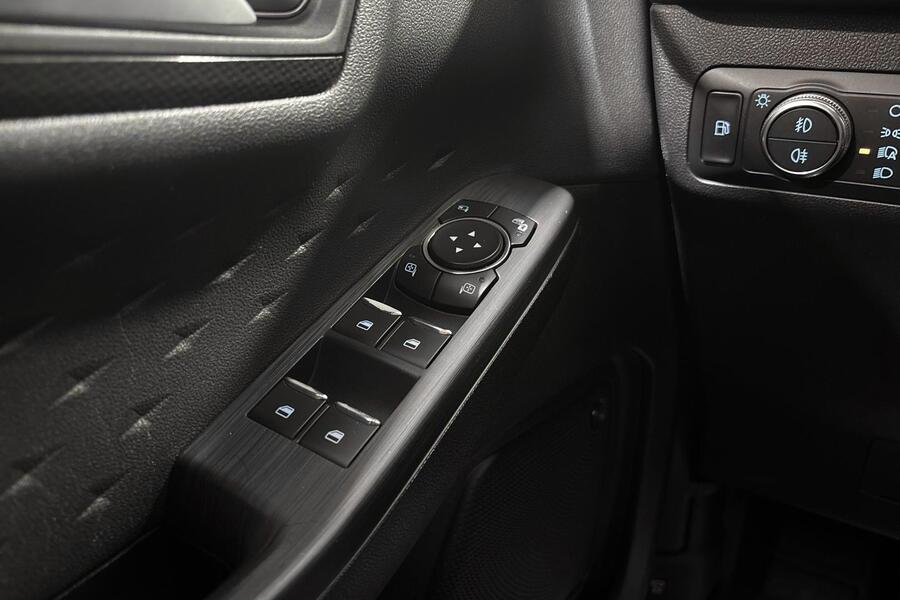 Ford Kuga vaihtoauto