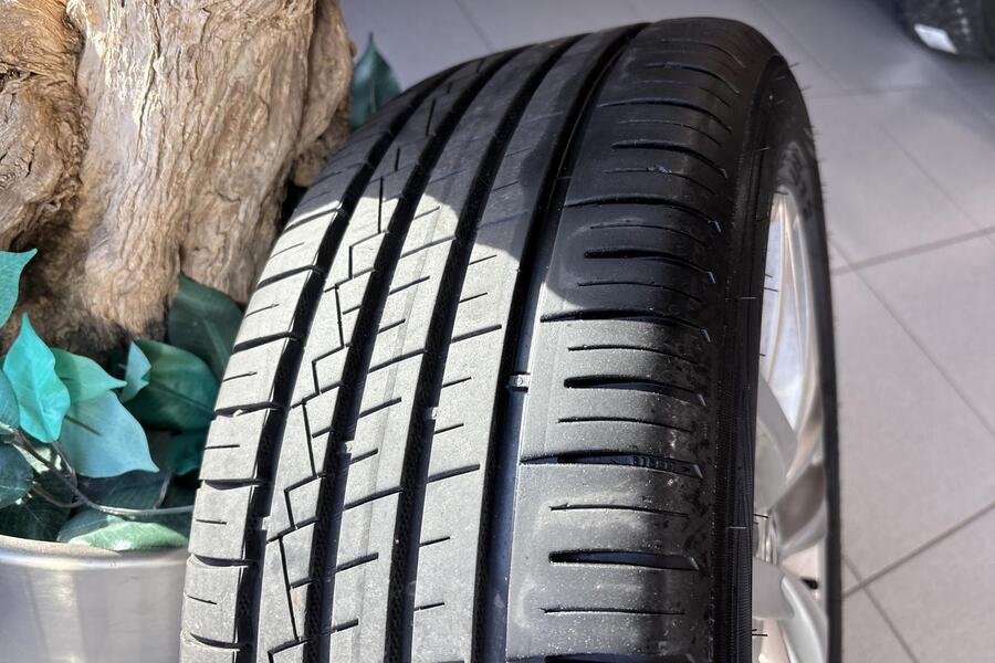 Volkswagen Golf Sportsvan vaihtoauto