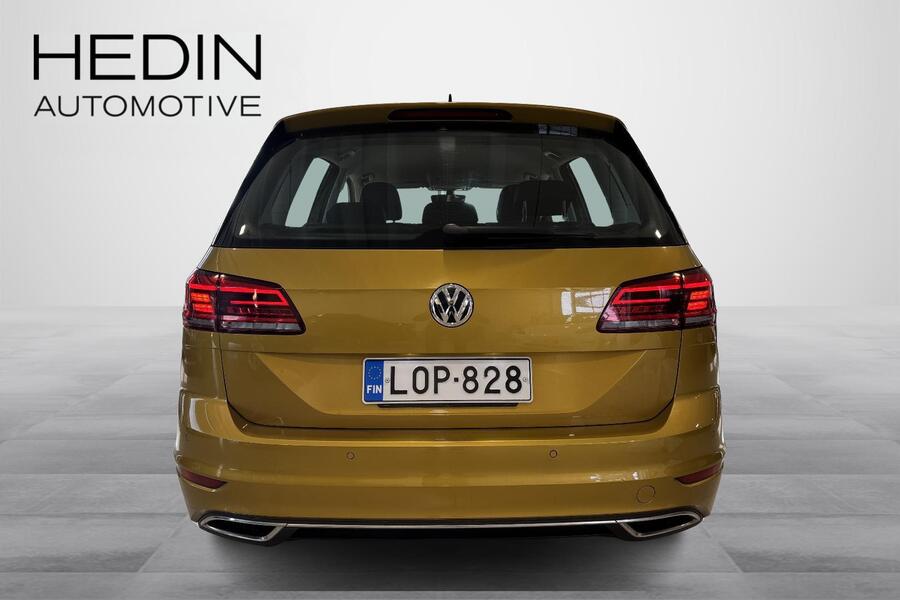 Volkswagen Golf Sportsvan vaihtoauto