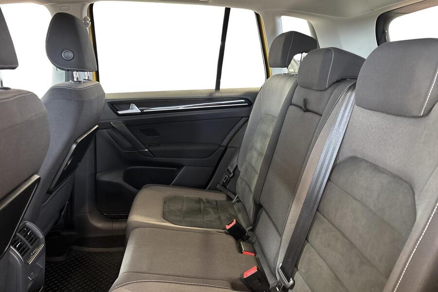 Volkswagen Golf Sportsvan vaihtoauto