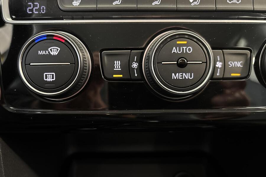 Volkswagen Golf Sportsvan vaihtoauto