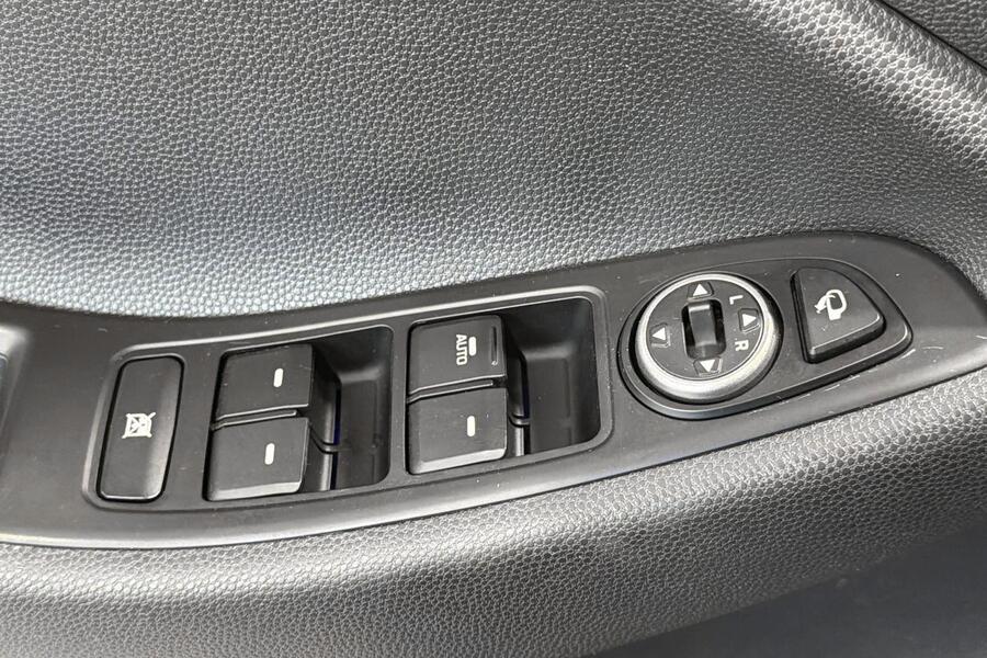 Hyundai i20 Hatchback vaihtoauto