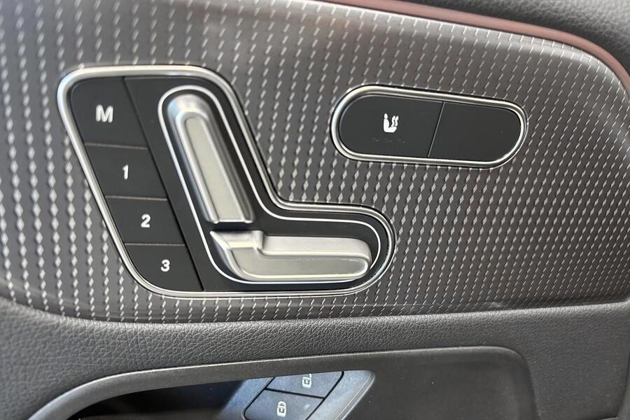 Mercedes-Benz EQB vaihtoauto