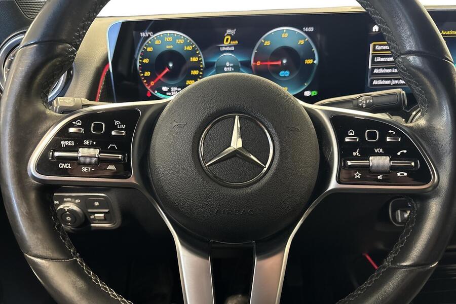 Mercedes-Benz EQB vaihtoauto