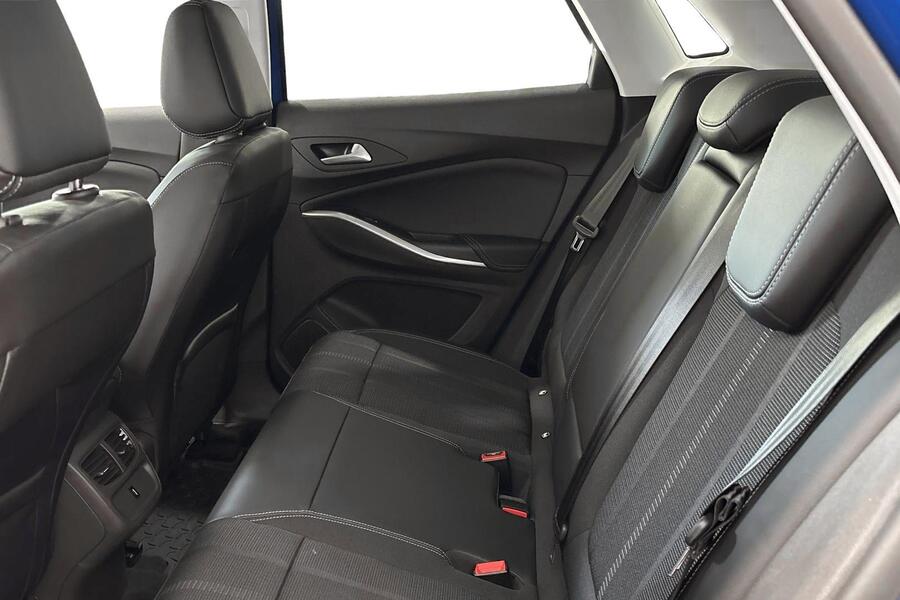 Opel Grandland vaihtoauto