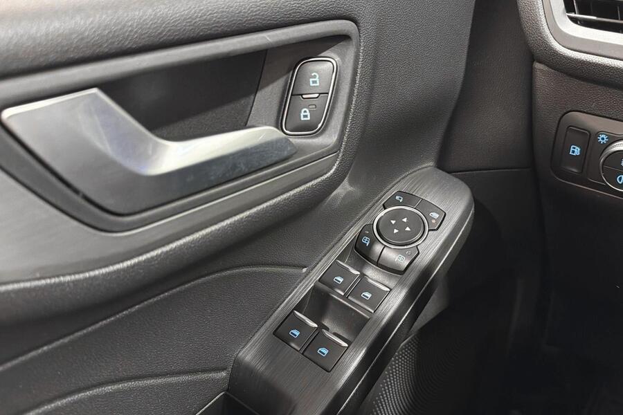 Ford Kuga vaihtoauto