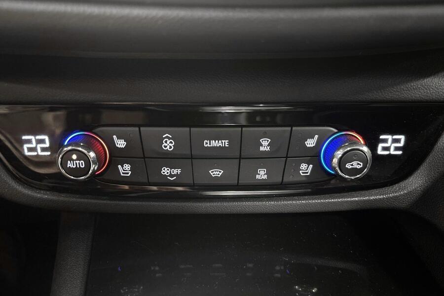 Opel Insignia vaihtoauto