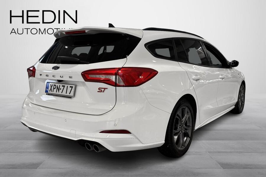 Ford Focus vaihtoauto