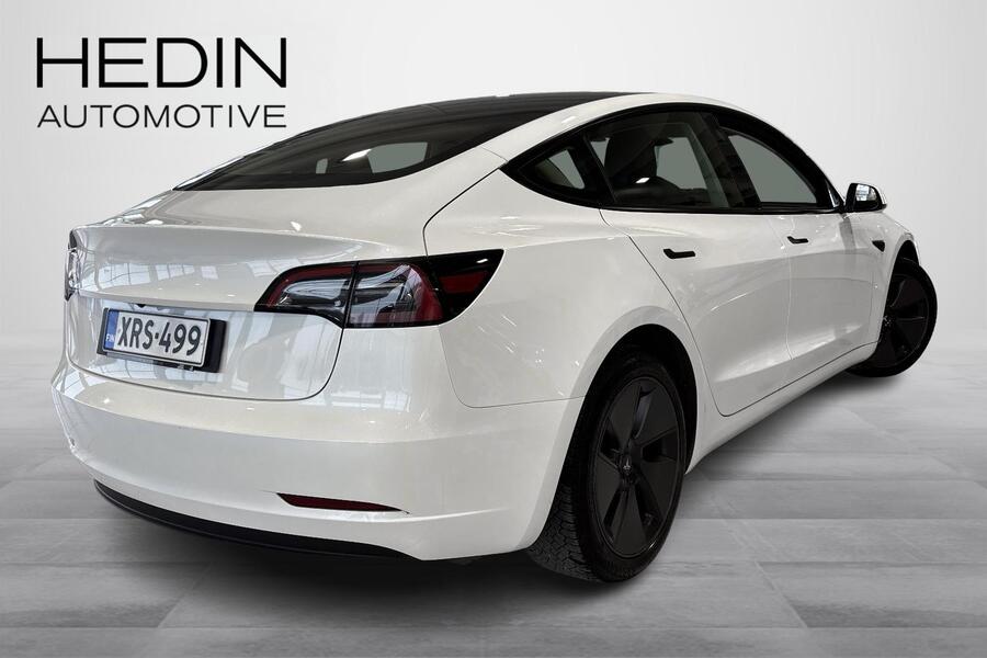 Tesla Model 3 vaihtoauto