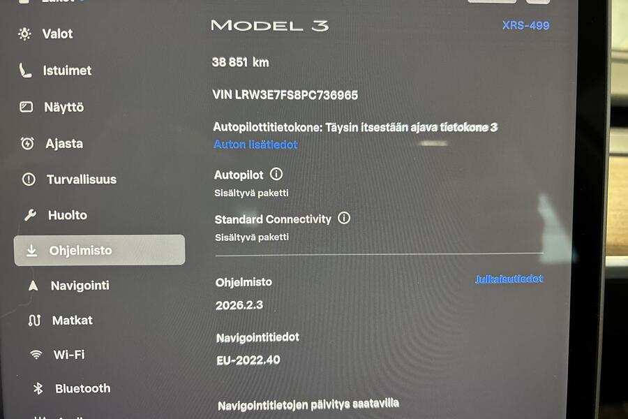 Tesla Model 3 vaihtoauto