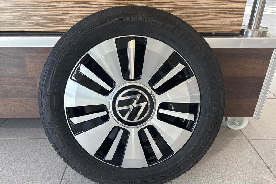 Volkswagen up! vaihtoauto