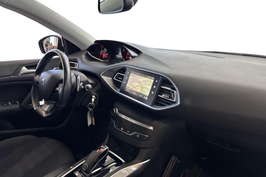 Peugeot 308 vaihtoauto