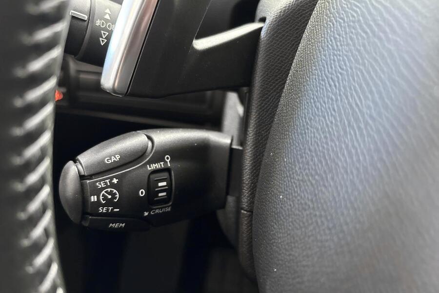 Peugeot 308 vaihtoauto