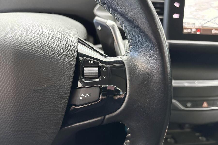 Peugeot 308 vaihtoauto