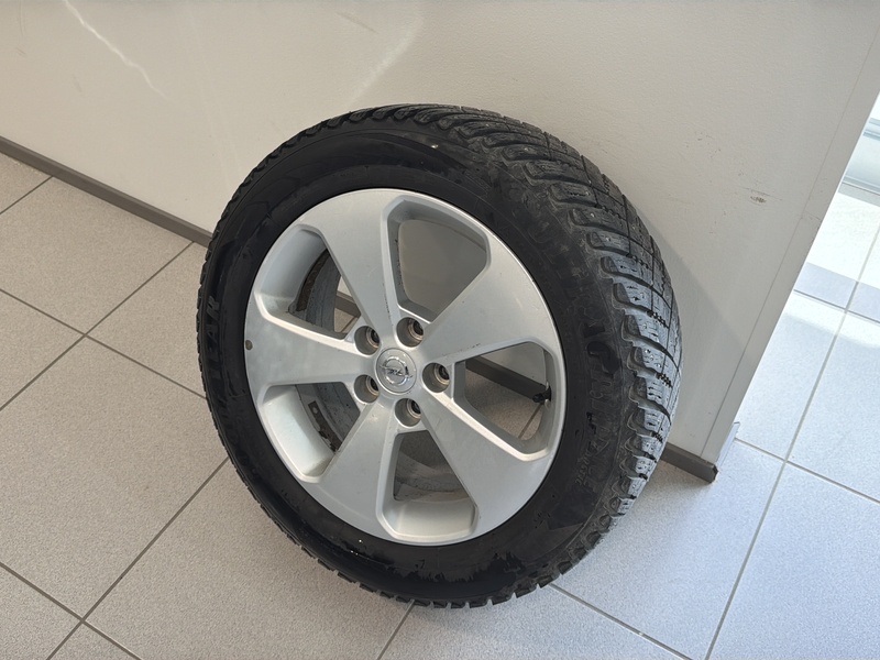 Opel Insignia vaihtoauto