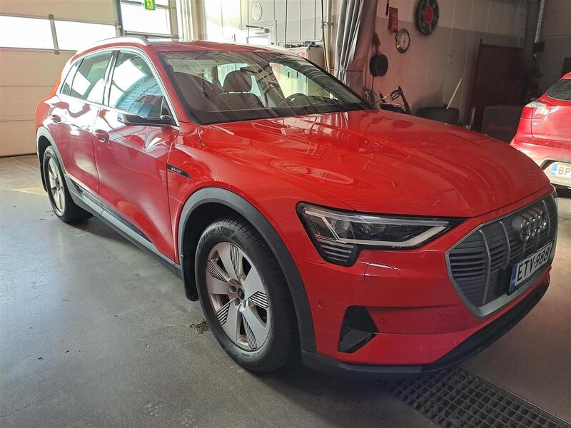 Audi e-tron vaihtoauto