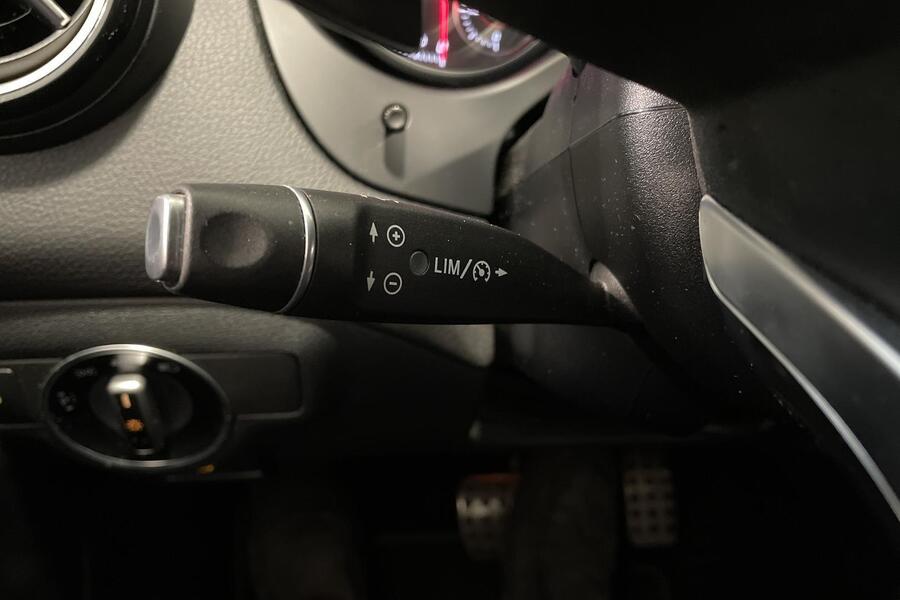 Mercedes-Benz GLA vaihtoauto