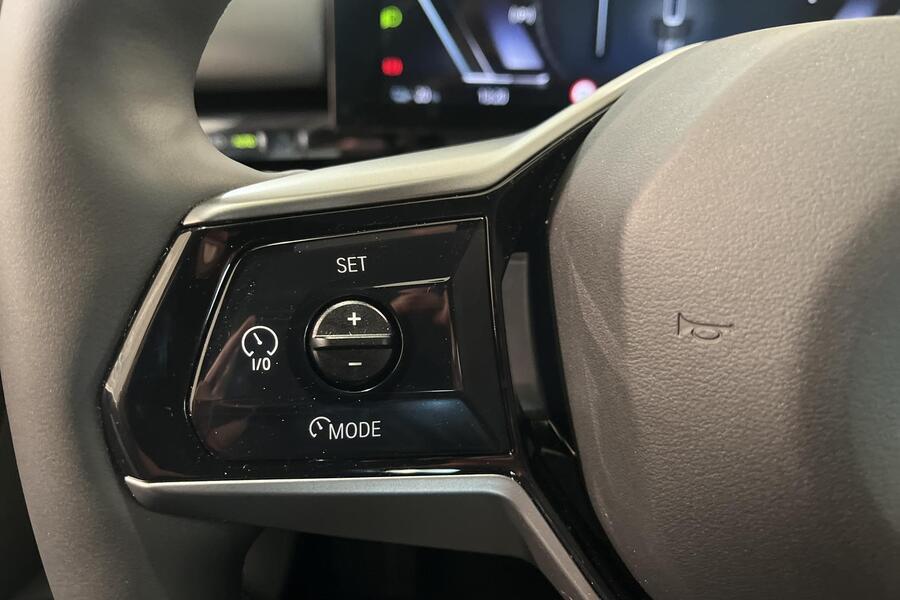 BMW i5 vaihtoauto