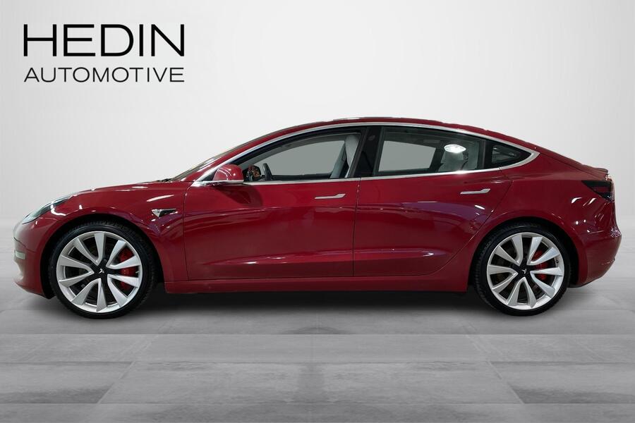 Tesla Model 3 vaihtoauto