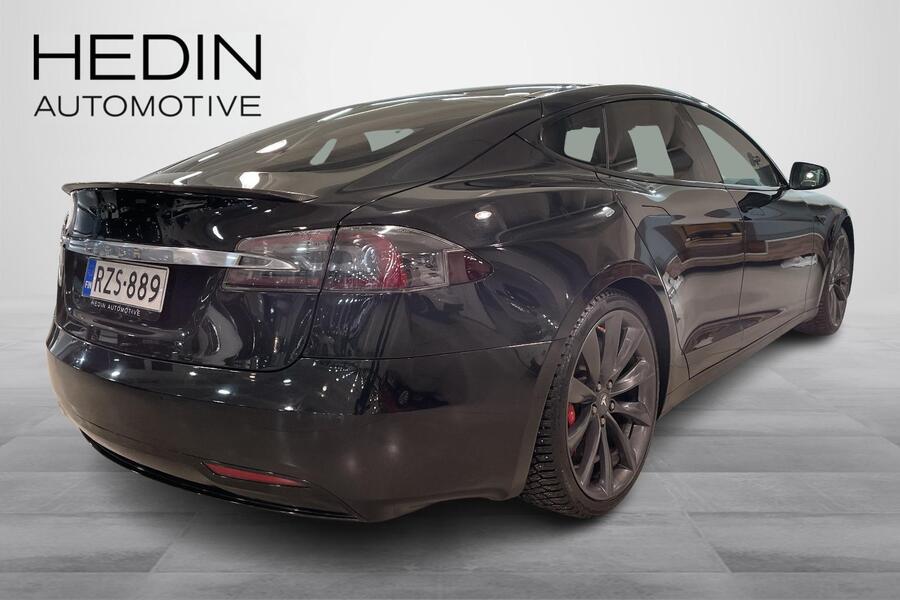 Tesla Model S vaihtoauto