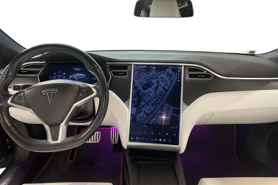 Tesla Model S vaihtoauto