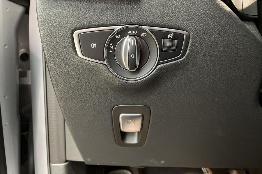 Mercedes-Benz EQC vaihtoauto