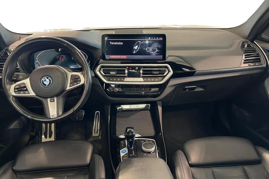 BMW iX3 vaihtoauto