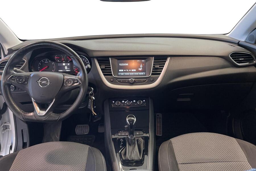 Opel Grandland X vaihtoauto