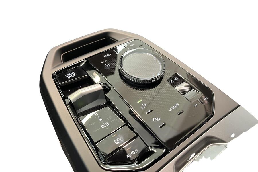 BMW iX vaihtoauto