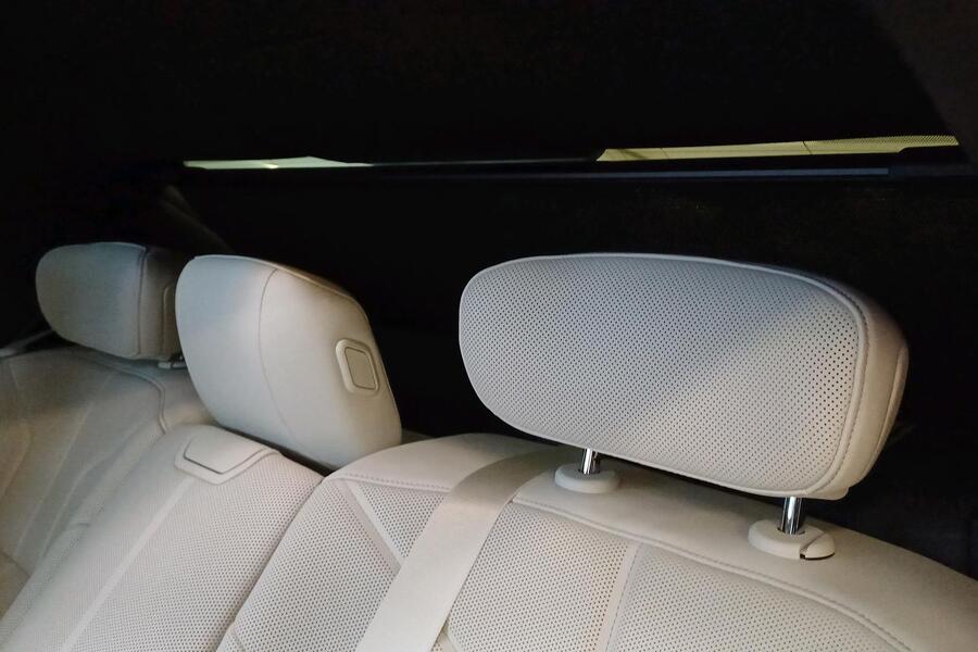 BMW i7 vaihtoauto