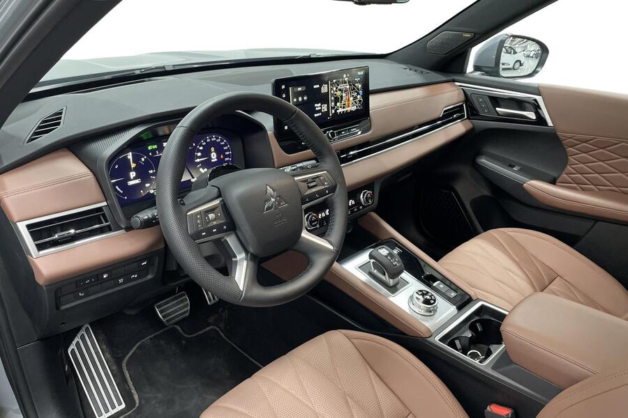 Mitsubishi Outlander vaihtoauto