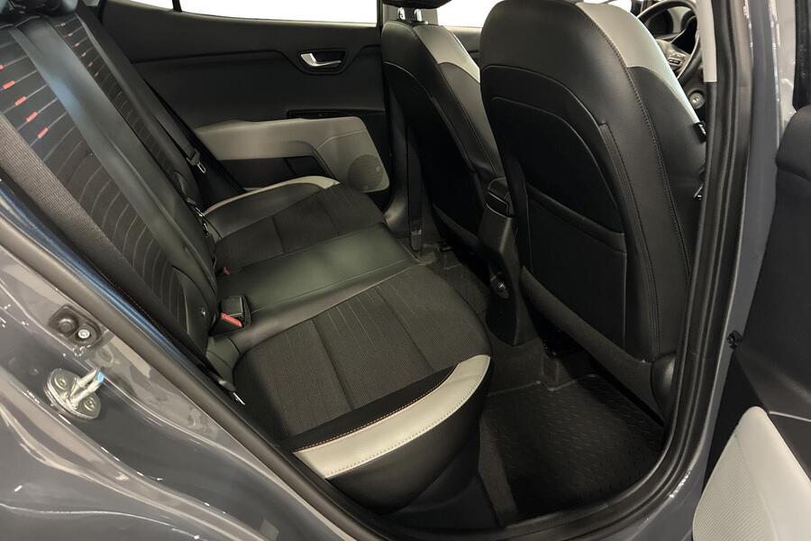 Kia Stonic vaihtoauto