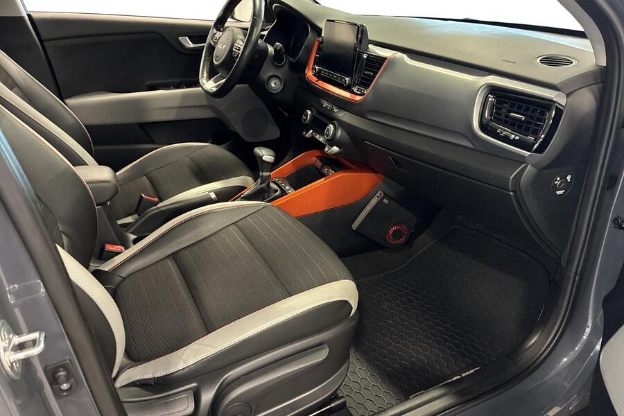 Kia Stonic vaihtoauto