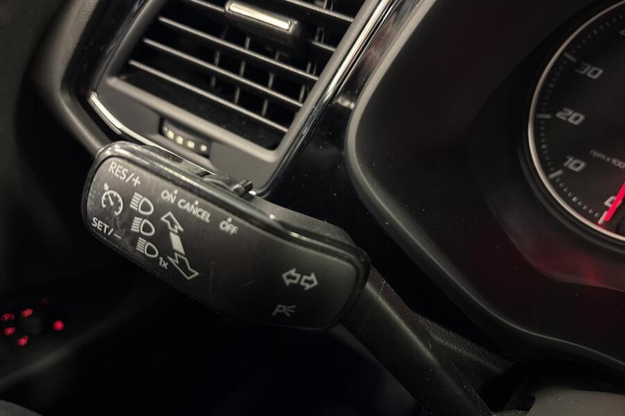 SEAT Leon vaihtoauto